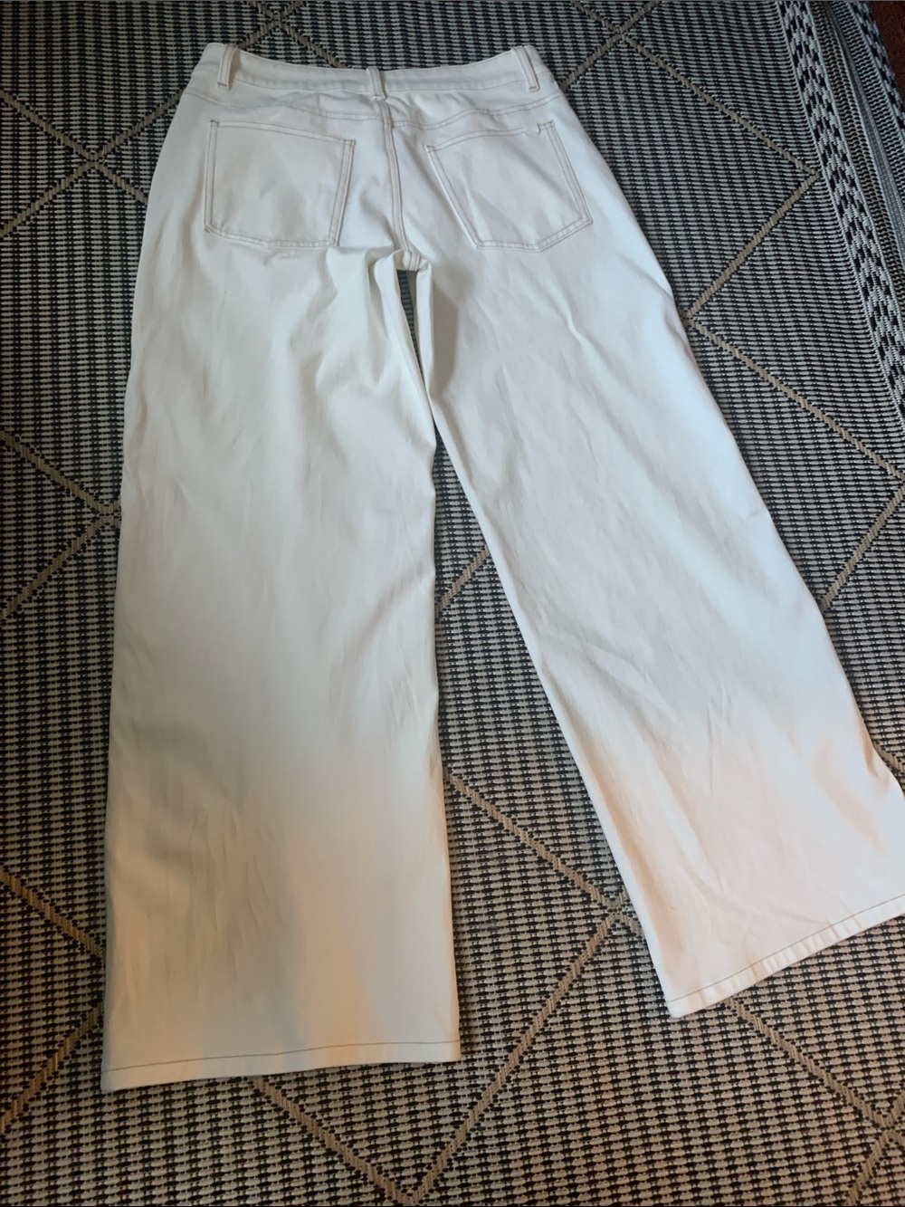 Halara Flex™ Asymmetric Baggy Wide Leg Jeans - Picture 5 of 6